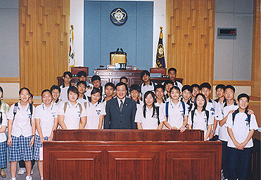 동평중 반장 의회견학 및 본회의 방청_0