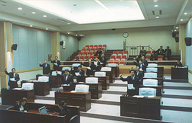 경부고속철도 울산통과 노선 사수에 대한 울산광역시남구의회 의원 결의(2)_0