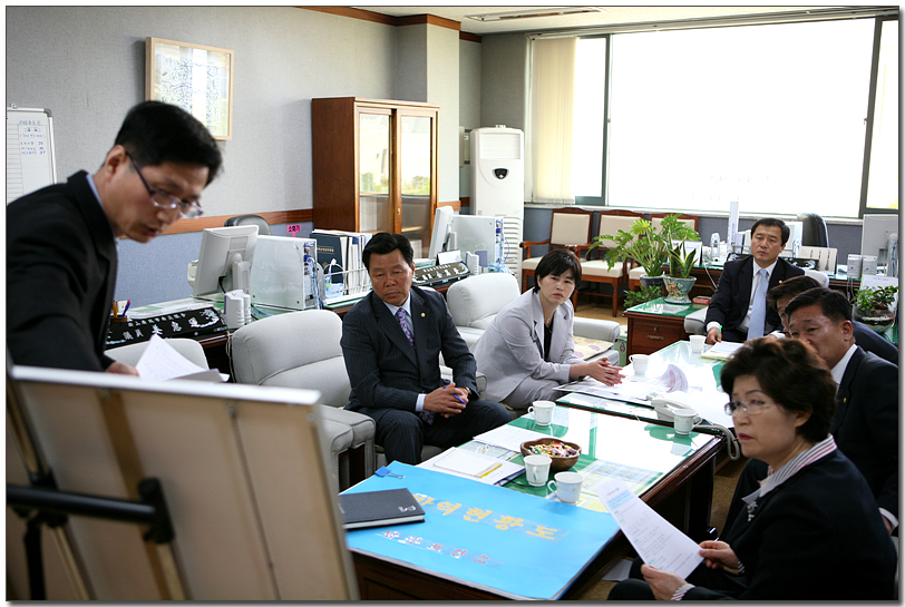 내무위원회 회의_2