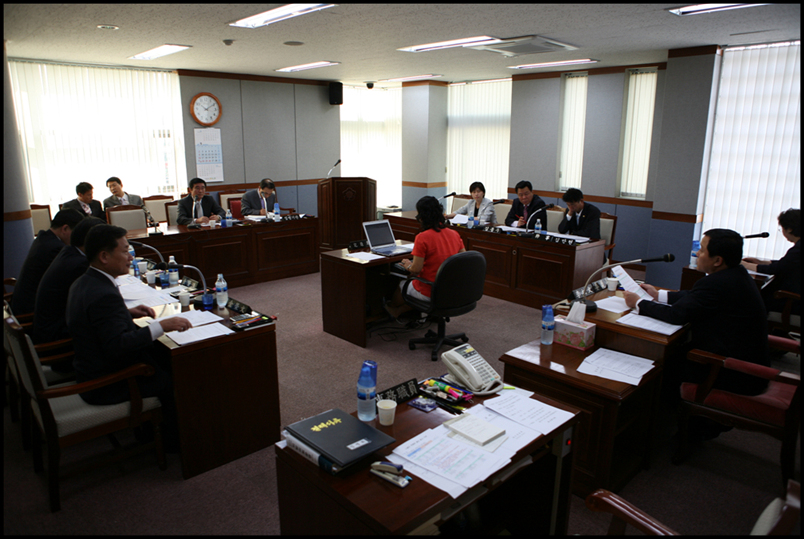 제113회임시회 - 내무위원회 회의_3