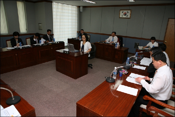 내무위원회 회의_0