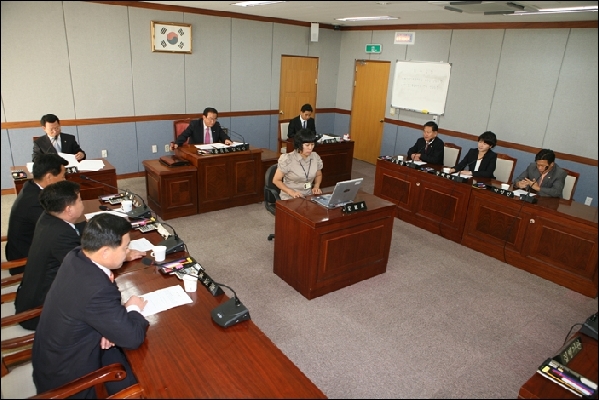 134회 임시회 예산결산위원회_0