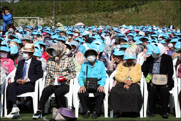 제13회 노인의날 기념식(어르신 어울림 한마당)_2