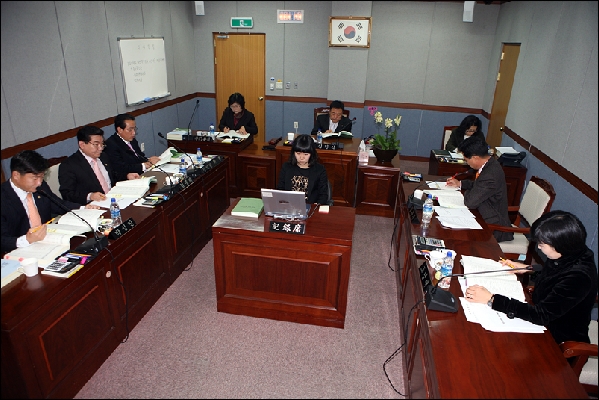 2010년 당초예산 심의(자치민원봉사과,지방세과)_8