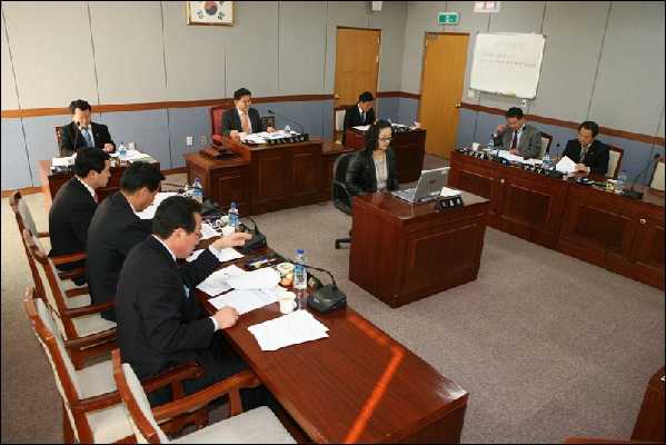 제137회 의회운영위원회 회의_4