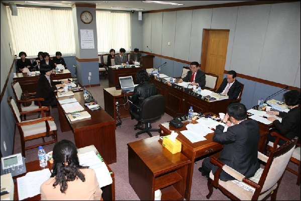 제137회 내무위원회 회의_1