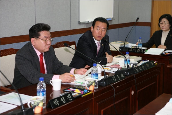 제137회 내무위원회 회의_3