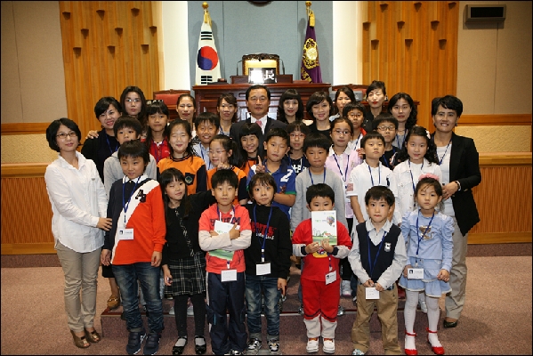 남부초등학교 학생 의회관람_4