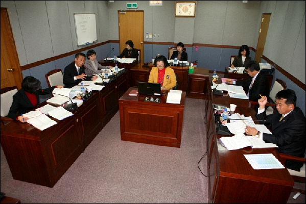 제144회 2차 정례회 2010년도 행정사무감사 실시(행정자치위원회) _3