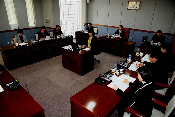 제144회 제2차 정례회 폐회중 제3차 운영위_0