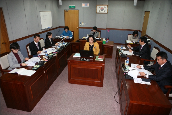 제145회 남구의회 임시회 제1차 행정자치위원회 활동 사항 _17