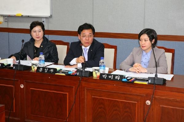 제147회 남구의회 임시회 폐회 중 제2차 의회운영위원회_0