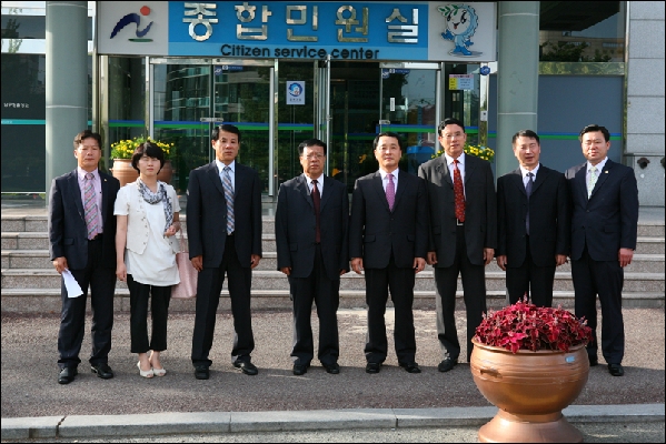 중국요양시 인대상무위, 남구의회 방문_1