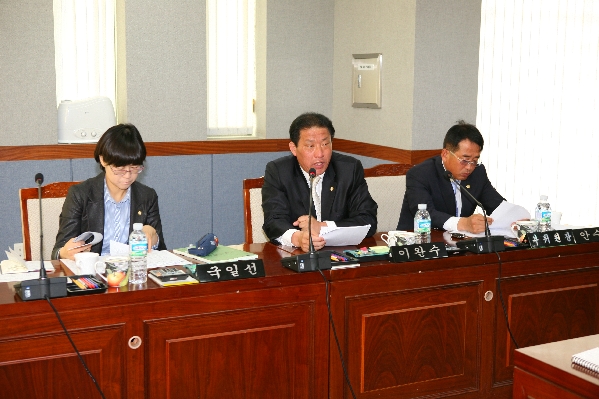 제152회 남구의회 임시회 폐회 중 제2차 의회운영위원회_0