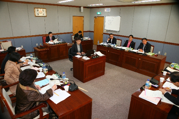 건설환경위원회 소관 2011년도 행정사무감사 실시 _1