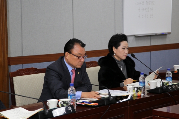 제174회 임시회 제1차 행정자치위원회_2