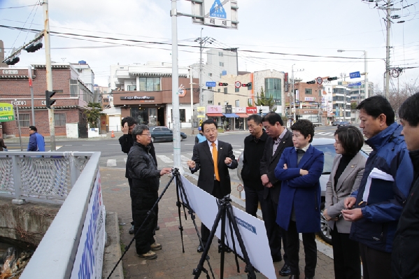 제174회 임시회 건설환경위원회 현장방문_3