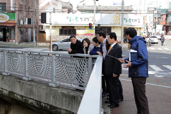 제174회 임시회 건설환경위원회 현장방문_1