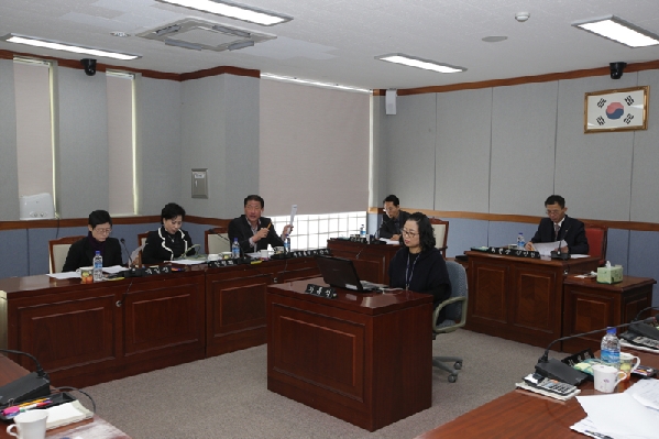 제173회 정례회 폐회중 제2차 운영위_1