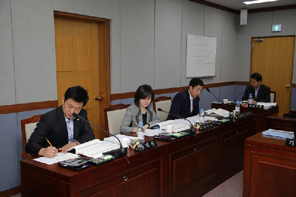 제179회 정례회 행정자치위원회_1