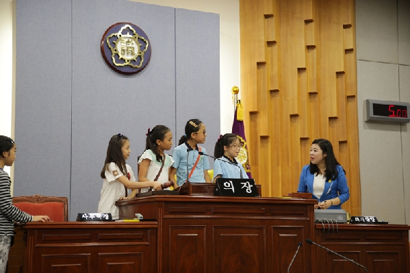 굴화초등학교 남구의회 방문_3