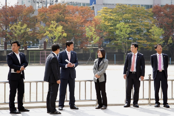 행정자치위원회 현장방문(문수양궁장,신복초등학교)_3