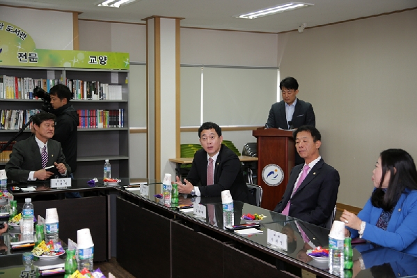 행정자치위원회 현장방문(도시관리공단, 신화예술인촌)_1