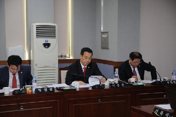 제181회 제2차 정례회 의회운영위원회 행정사무감사_3
