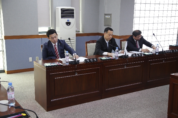 제182회 임시회 제1차 의회운영위원회의_3