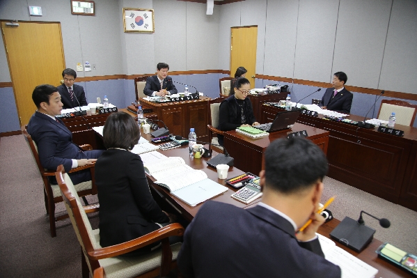 제182회 임시회 제1차 행정자치위원회_4