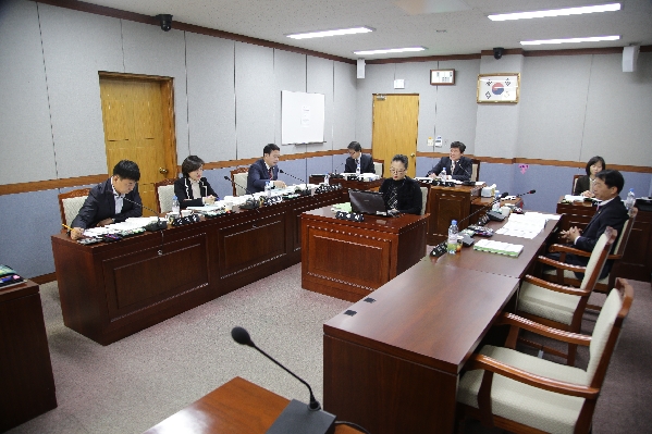 제182회 임시회 제1차 행정자치위원회_3