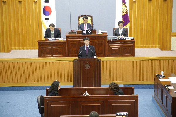 제182회 임시회 제2차 본회의_5