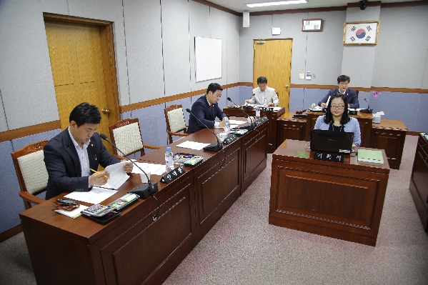 제185회 임시회 제1차 행정자치위원회_1