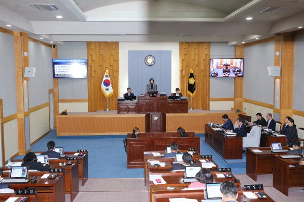 제206회 제2차 정례회 제1차 본회의_2