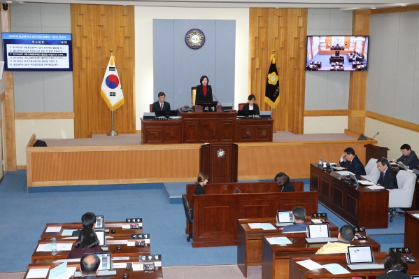 제206회 제2차 정례회 제2차 본회의_1