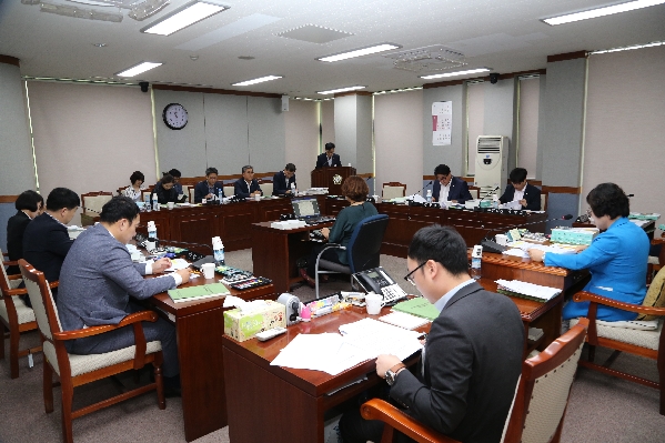 제212회 제1차 정례회 예산결산특별위원회_1