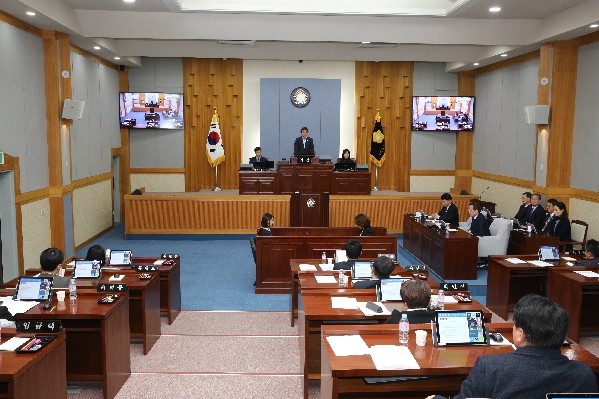 제214회 제2차 정례회 제3차 본회의_0