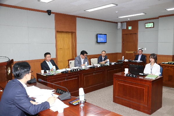제212회 제1차 정례회 행정자치위원회_1