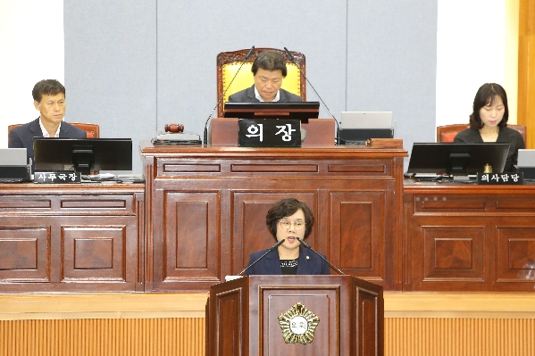 제212회 제1차 정례회 제1차 본회의_2