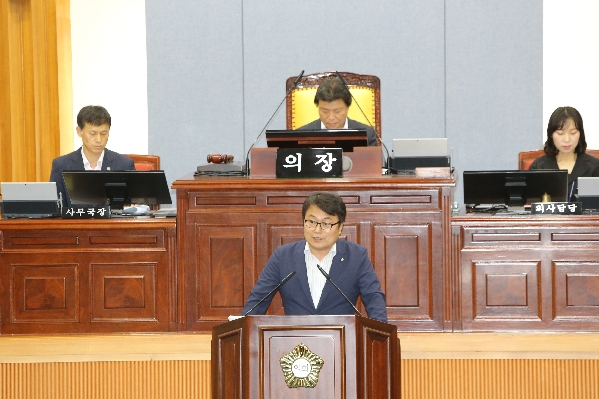 제212회 제1차 정례회 제1차 본회의_3