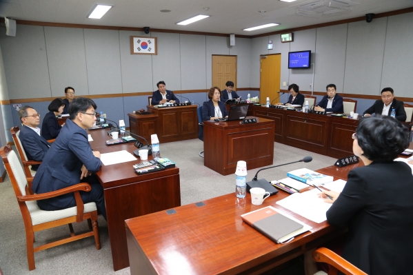 제211회 임시회 의회운영위원회_0