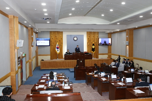 제221회 임시회 제1차 본회의_0