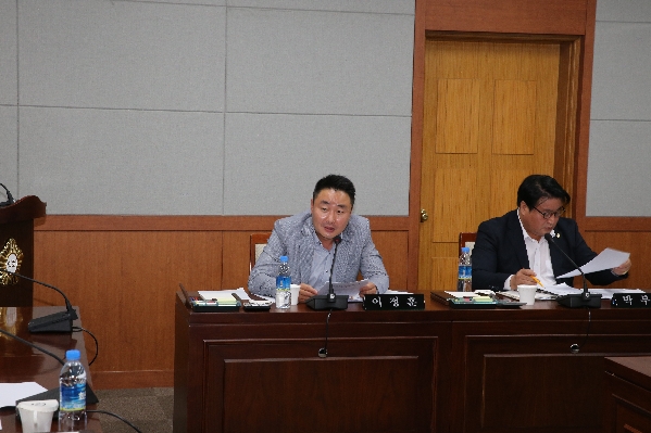 제221회 임시회 행정자치위원회_2