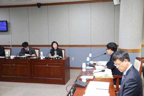 제215회 임시회 복지건설위원회_1