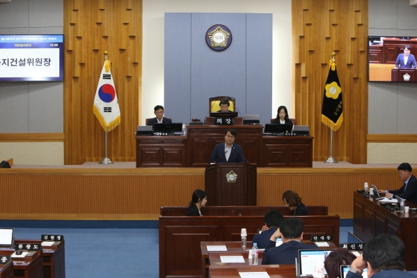 제218회 제1차 정례회 제2차 본회의_5