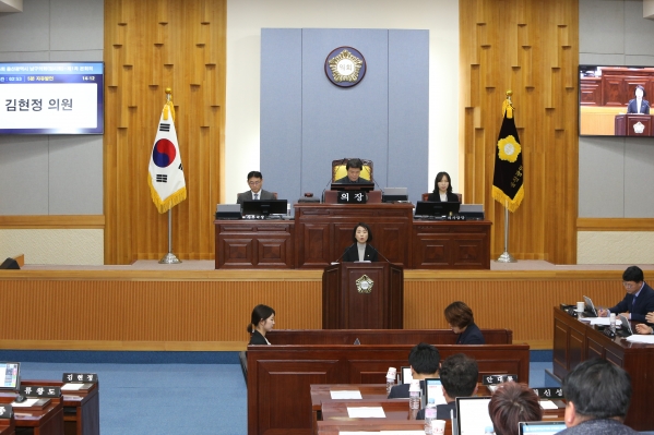 제215회 임시회 제1차 본회의_1