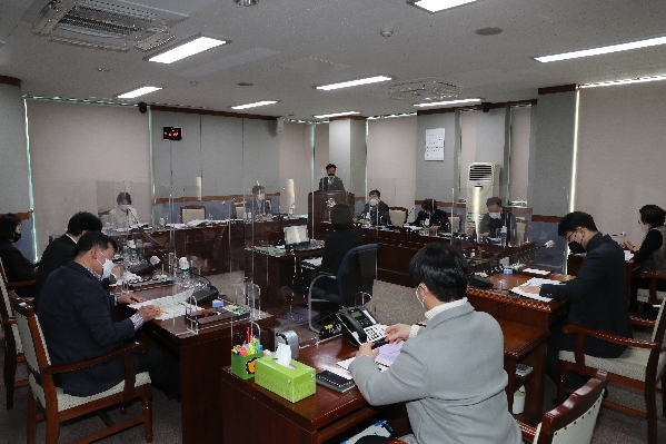 제233회 임시회 의회운영위원회_1