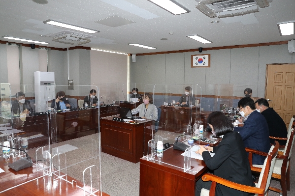 제233회 임시회 폐회중 의회운영위원회_1