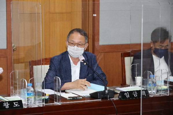 제238회 임시회 행정자치위원회_8