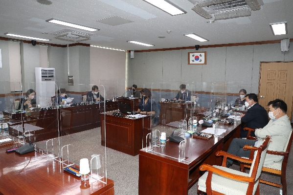 제238회 폐회중 의회운영위원회_0